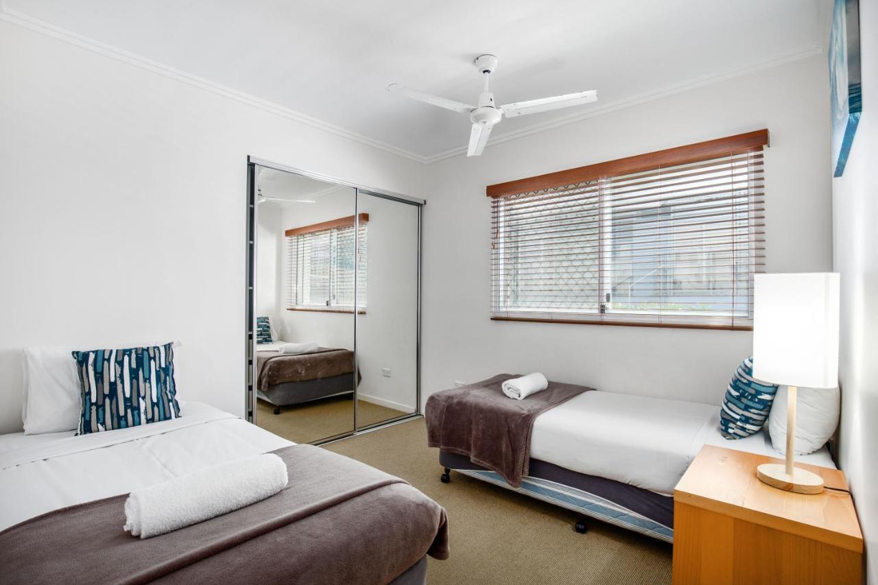 Rolling Surf Resort Caloundra Extérieur photo